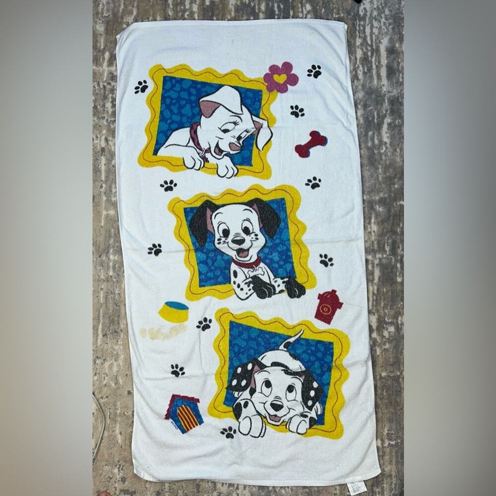Vintage Disney 101 Dalmatians Beach Towel